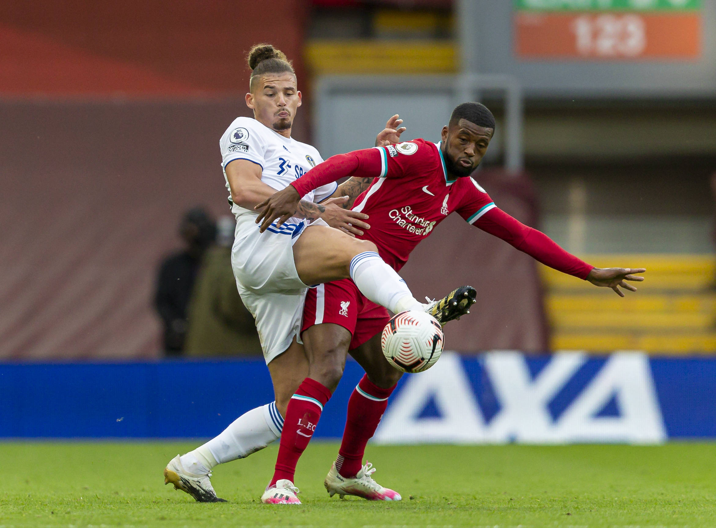 力使他成为 力使他成为