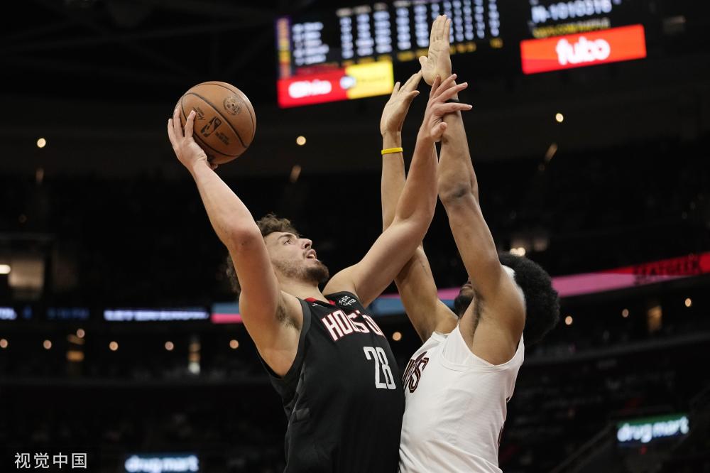 借助半自动 借助半自动