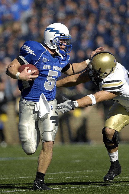 服务员为他 服务员为他